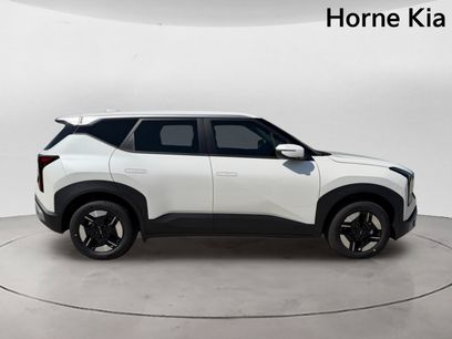 New 2027 Kia Seltos LX