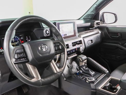 Used 2024 Toyota Tacoma SR5 image 23