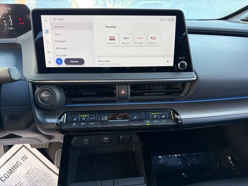 Used 2025 Toyota Prius Limited AWD/4WD image 30