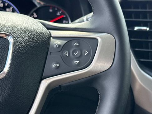 Used 2023 GMC Acadia Denali w/ Denali Ultimate Package FWD image 30