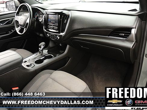 Used 2023 Chevrolet Traverse LT FWD image 8