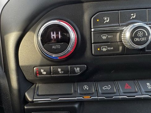 Used 2020 GMC Sierra 1500 SLT w/ SLT Convenience Package image 13