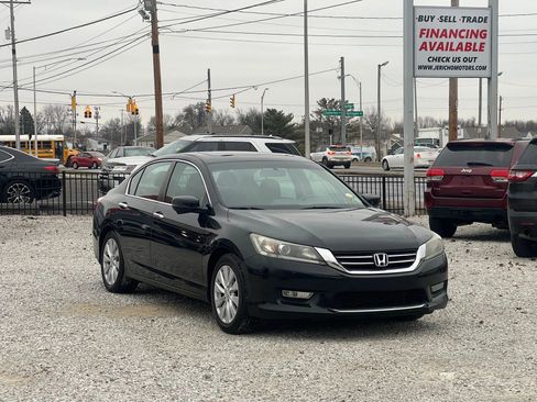 Used 2013 Honda Accord EX image 1