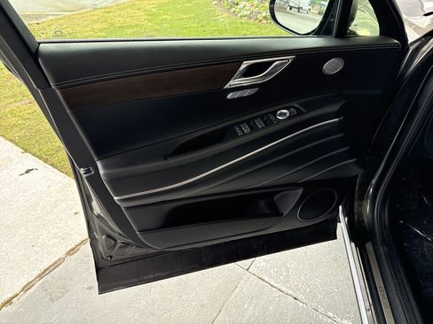 Used 2024 Genesis GV80 2.5T image 13