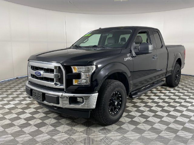 Used 2017 Ford F150 XLT AWD/4WD image 1