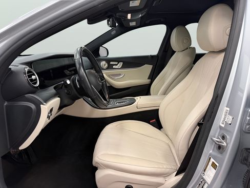 Used 2022 Mercedes-Benz E 350 Sedan image 12