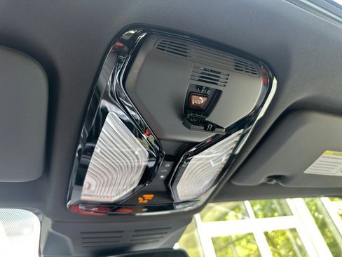 New 2026 BMW X5 sDrive40i w/ Executive Package RWD image 48