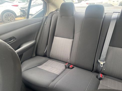 Used 2025 Nissan Sentra SV FWD image 37
