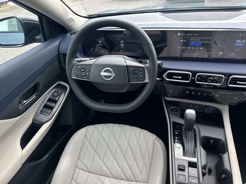 New 2026 Nissan Sentra SL w/ Floor Mat Package image 16