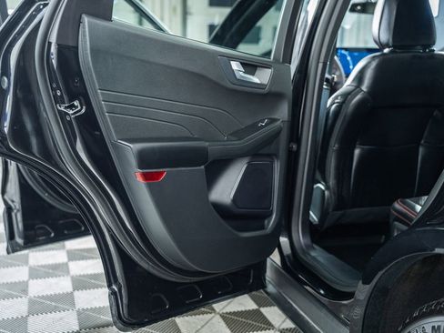 Certified 2023 Ford Escape ST-Line w/ Tech Pack #1 image 39