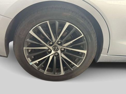 Certified 2023 Lexus ES 350 w/ Premium Package FWD image 8