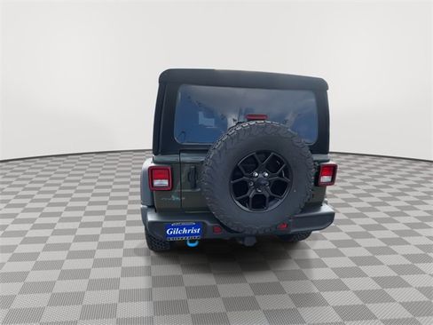 Used 2024 Jeep Wrangler Unlimited image 7
