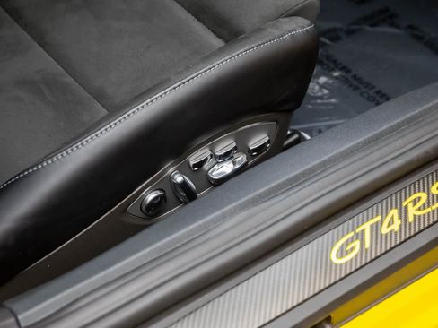 Used 2024 Porsche 718 Cayman GT4 RS image 38