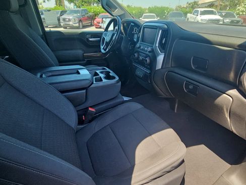 Used 2022 Chevrolet Silverado 1500 RST w/ Bed Protection Package AWD/4WD image 13