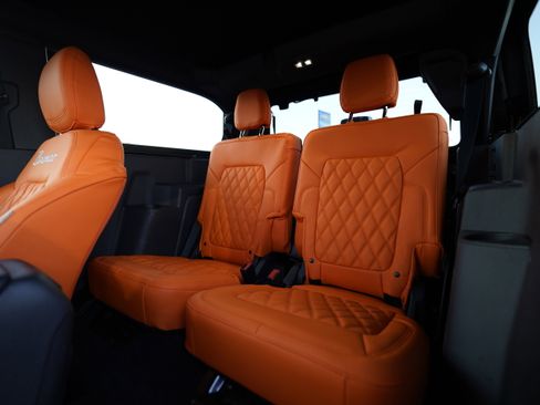 Used 2022 Ford Bronco Wildtrak image 12