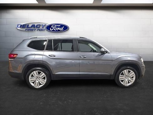 Used 2019 Volkswagen Atlas SE w/ Towing Package image 6
