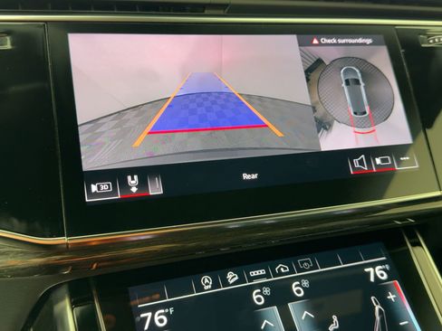 Used 2024 Audi Q8 Premium Plus w/ Premium Plus Package image 25