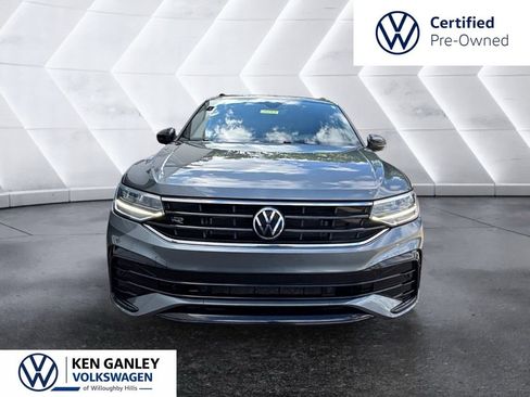 Certified 2023 Volkswagen Tiguan SE R-Line FWD image 2