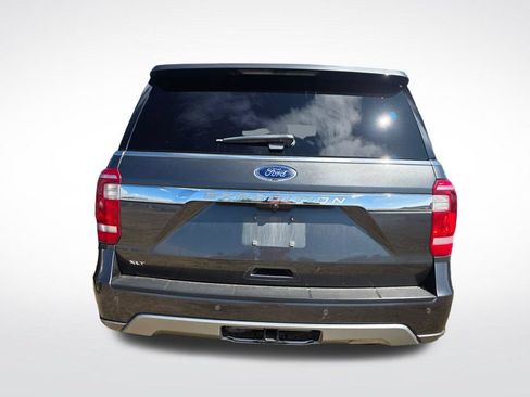 Used 2020 Ford Expedition XLT w/ Equipment Group 202A AWD/4WD image 5