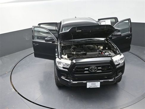 Used 2020 Toyota Tacoma 4x4 Double Cab image 26