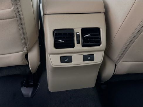 Used 2017 Subaru Outback 2.5i Limited image 30