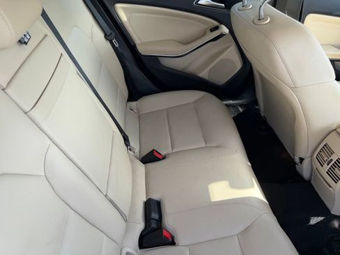 Used 2019 Mercedes-Benz GLA 250 image 19
