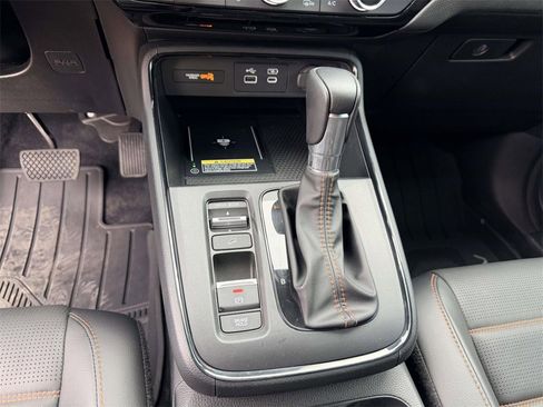 Used 2023 Honda CR-V Sport Touring image 6