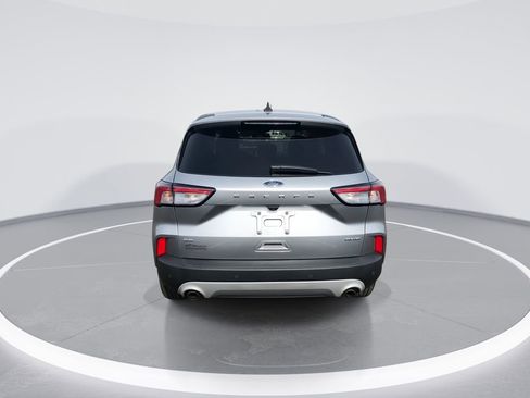 Used 2022 Ford Escape SE image 7