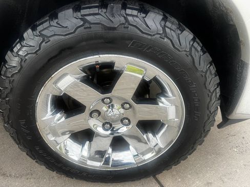 Used 2010 Dodge Ram 1500 Truck Laramie AWD/4WD image 15