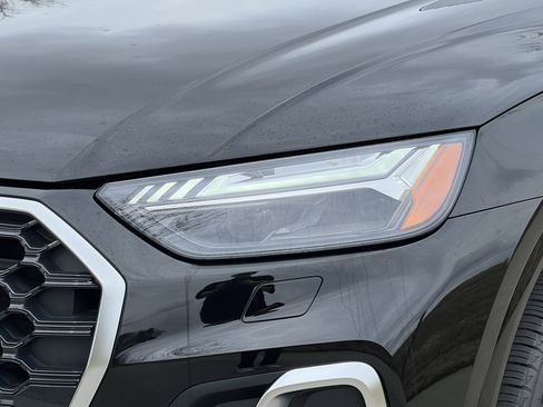 Used 2023 Audi Q5 2.0T Prestige w/ Prestige Package image 7