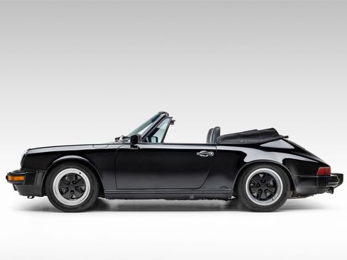 Used 1989 Porsche 911 Carrera RWD image 8