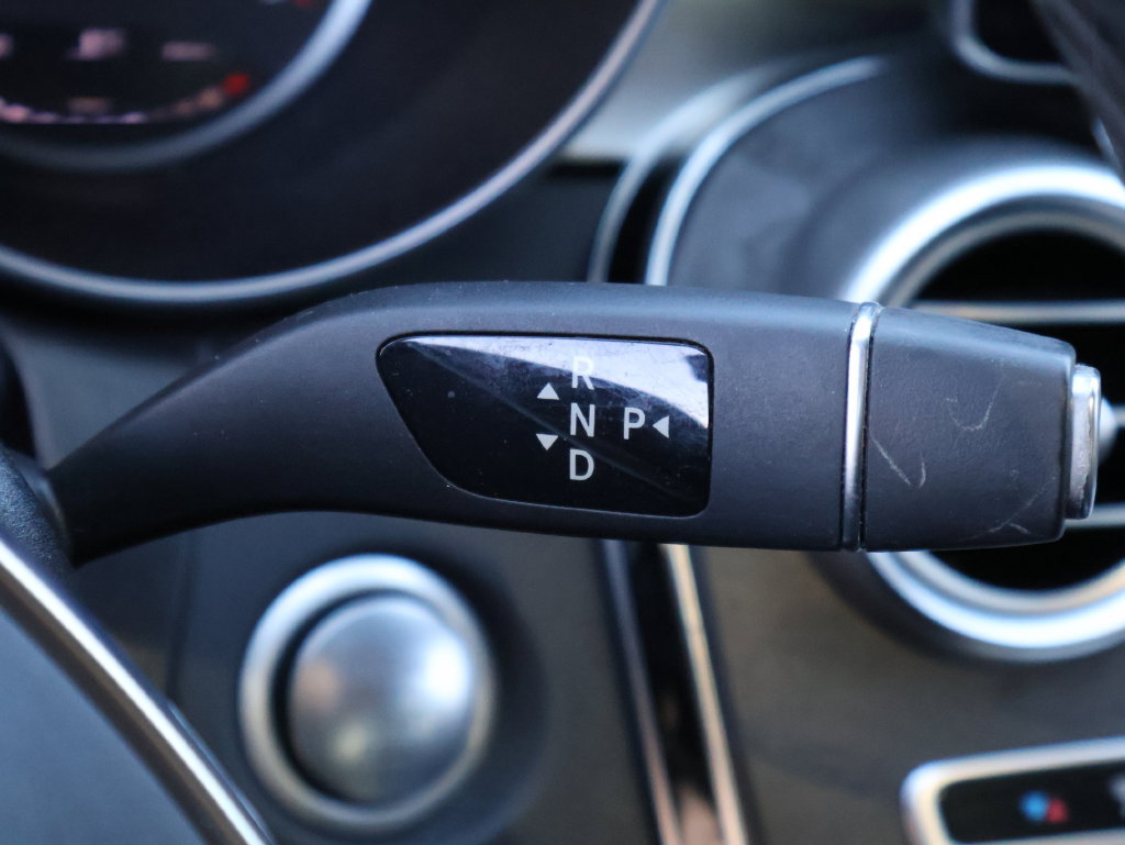 Used 2016 Mercedes-Benz C 300 Sedan image 29