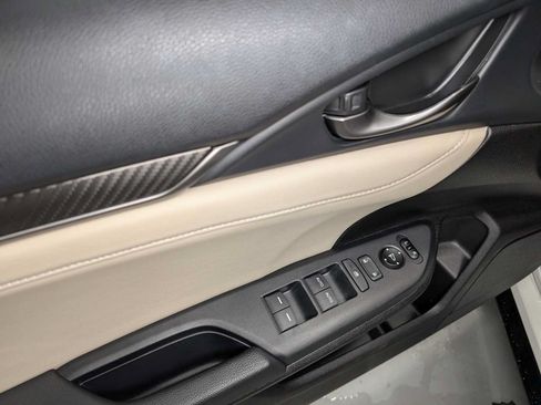 Used 2018 Honda Civic Sport Touring image 41