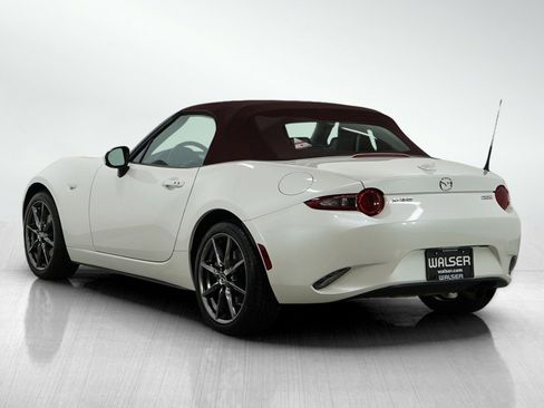 Used 2018 MAZDA MX-5 Miata Grand Touring image 3