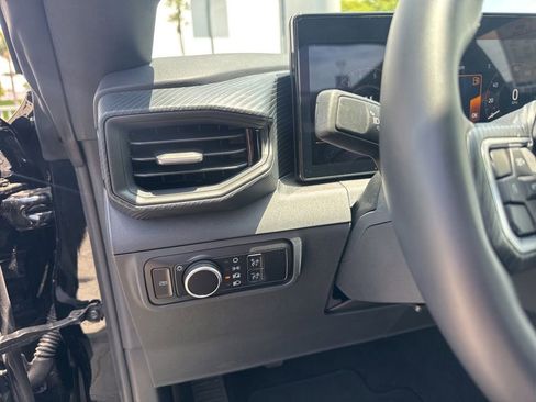 Used 2024 Ford Mustang GT RWD image 14