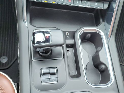 Used 2024 GMC Sierra 1500 Denali Ultimate image 17