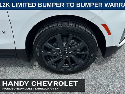 Certified 2024 Chevrolet Equinox RS w/ LPO, Floor Liner Package AWD/4WD image 11