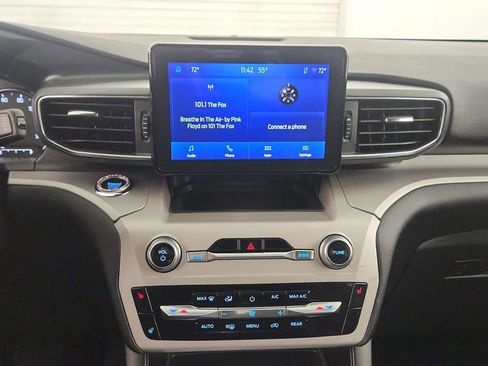 Used 2023 Ford Explorer XLT w/ Equipment Group 202A image 12