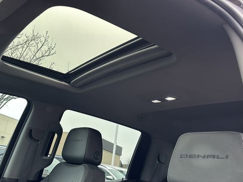 Used 2021 GMC Sierra 1500 Denali w/ Denali Ultimate Package image 25