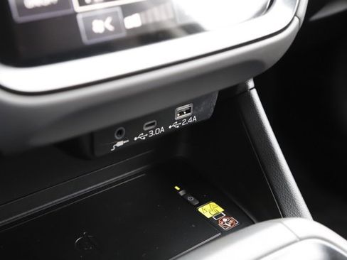 Certified 2025 Subaru Crosstrek 2.5i Limited image 27