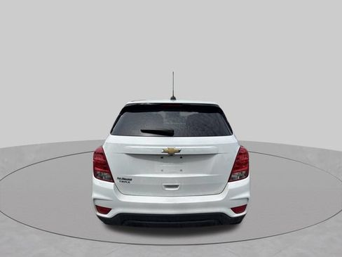 Used 2020 Chevrolet Trax LS w/ Tint and Cruise Package FWD image 6