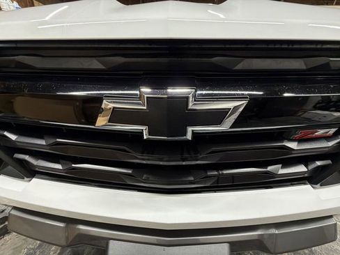 Certified 2023 Chevrolet Colorado Z71 w/ Z71 Convenience Package 2 image 32