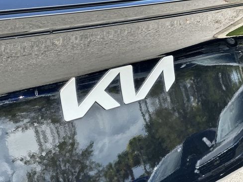 Used 2024 Kia Sportage SX FWD image 10
