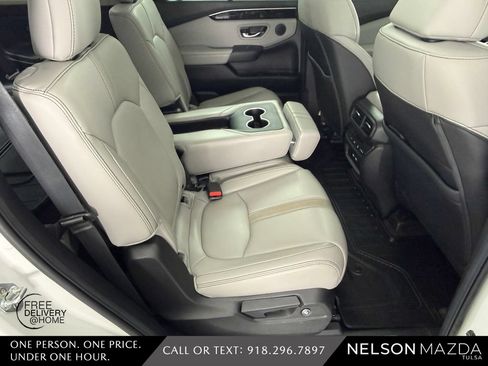 Used 2023 Honda Pilot Touring image 43