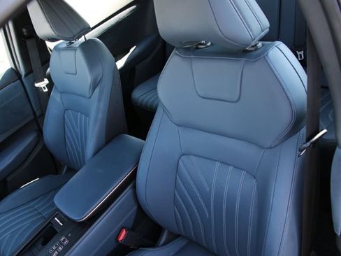 Certified 2024 Nissan Ariya AWD image 5