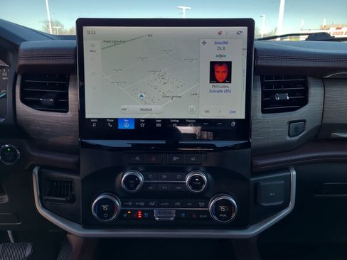 Used 2024 Ford Expedition Limited image 24