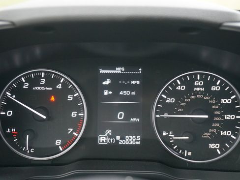 Used 2024 Subaru Crosstrek 2.0i Premium AWD/4WD image 23