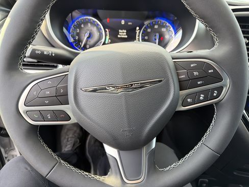 New 2026 Chrysler Voyager LX image 14