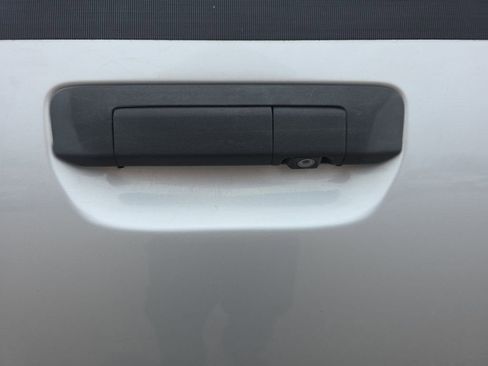 Used 2012 Toyota Tacoma 4x4 Double Cab image 13