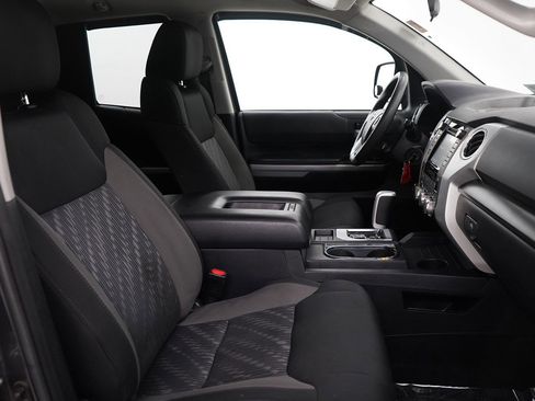 Used 2018 Toyota Tundra SR5 image 13
